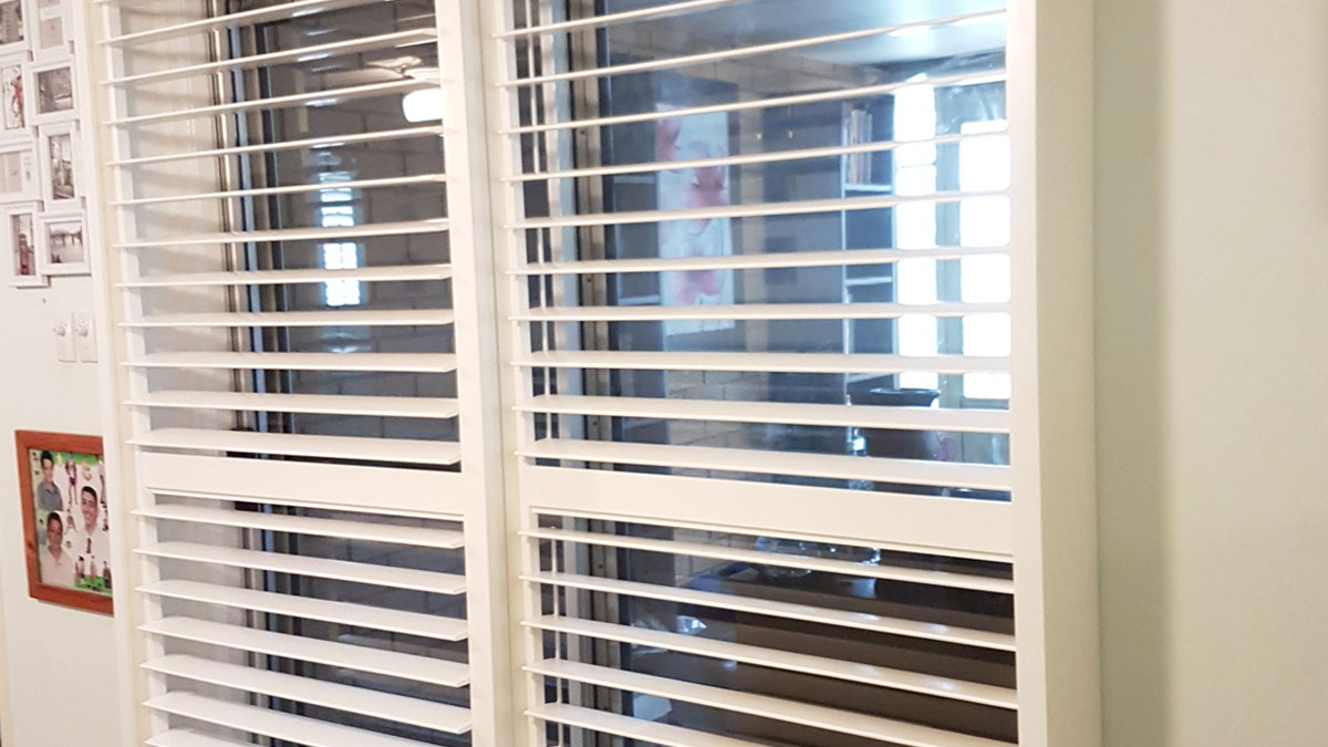 Delta Blinds